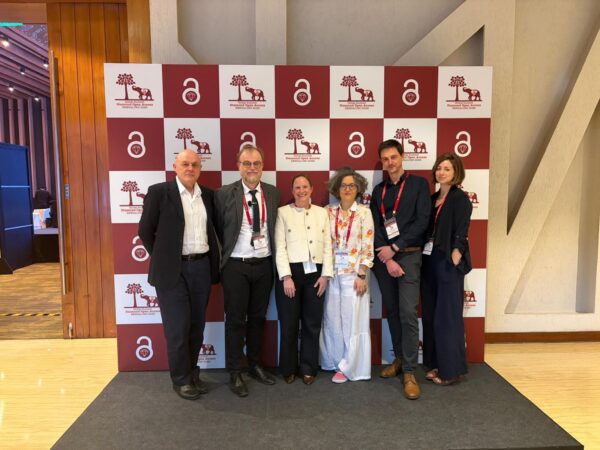photo. Une partie du groupe de travail consacré à la francophonie: Johan Rooryck, Marin Dacos, Zoé Ancion, Laurence El-Khouri, Raphaël Tournoy et Delphine Crubellier.